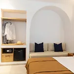 Asimina * Fira (Santorini)