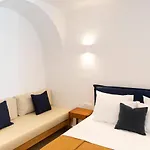 Hotel Asimina *