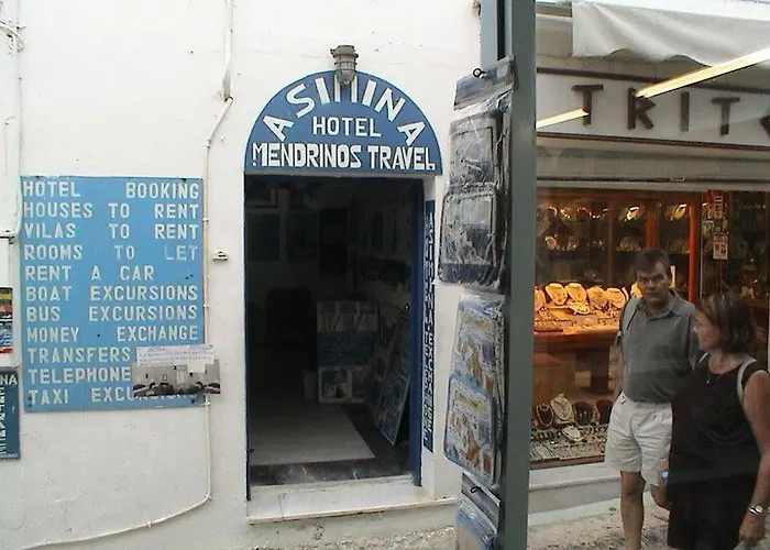 Asimina Fira (Santorini)