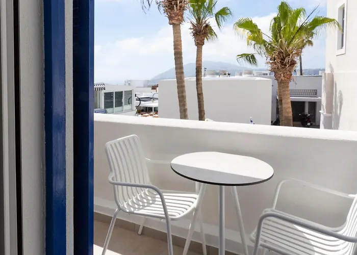 Asimina Hotel Fira (Santorini)